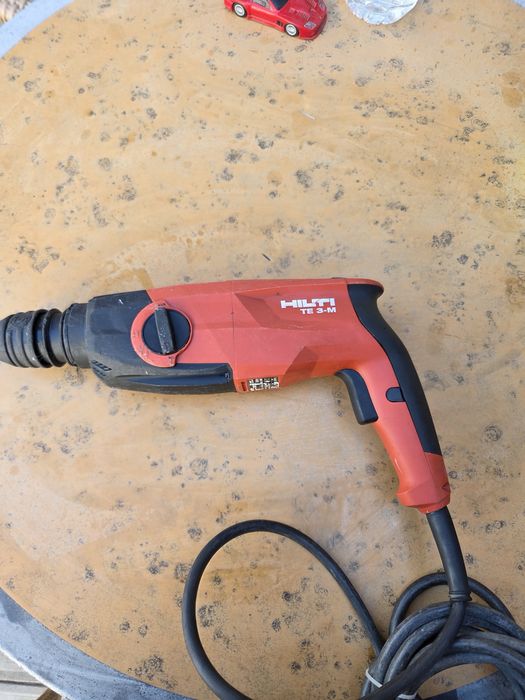 HILTI TE 3-M Ударно-пробивна машина