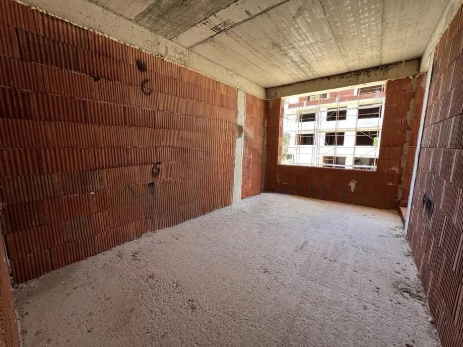 Продава се Двустаен апартамент в Пловдив, Остромила - 58 кв.м за 1379 €/кв.м - Снимка #2