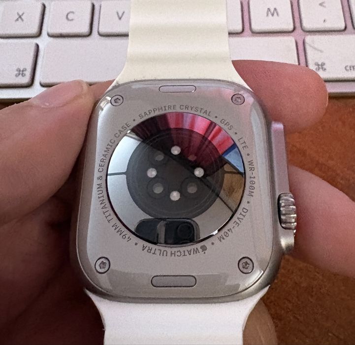 Apple Watch Ultra 2 Titanium
