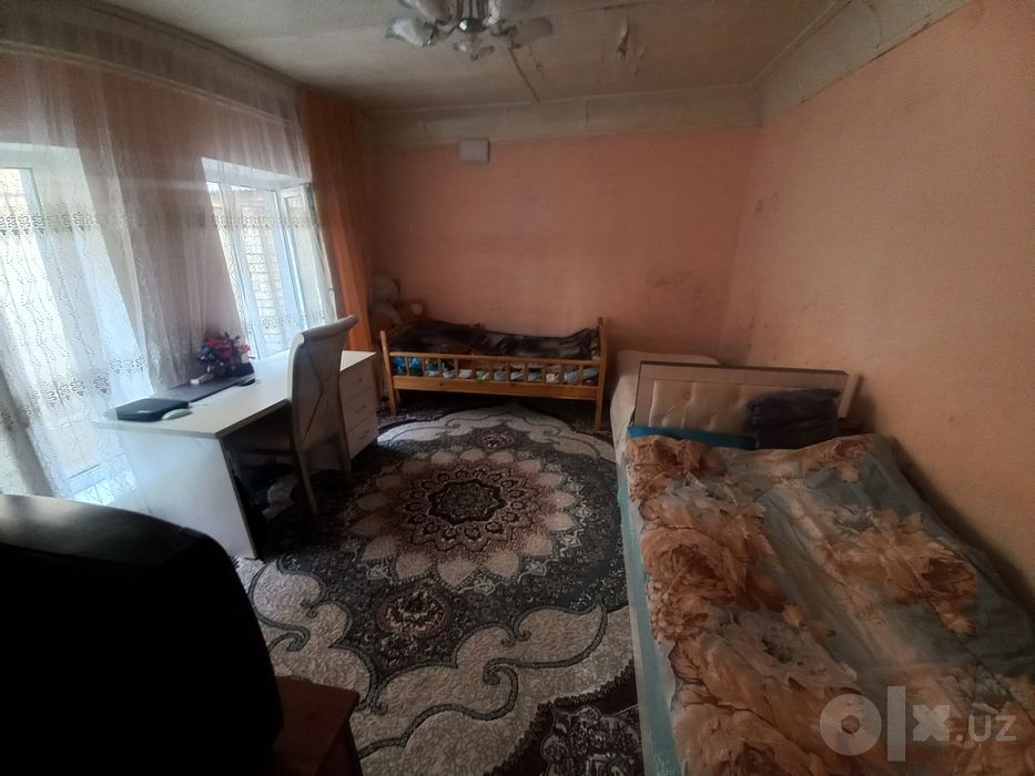 Hovli sotiladi. Mirzo-Ulugbek Oltin tepa mahallasidan