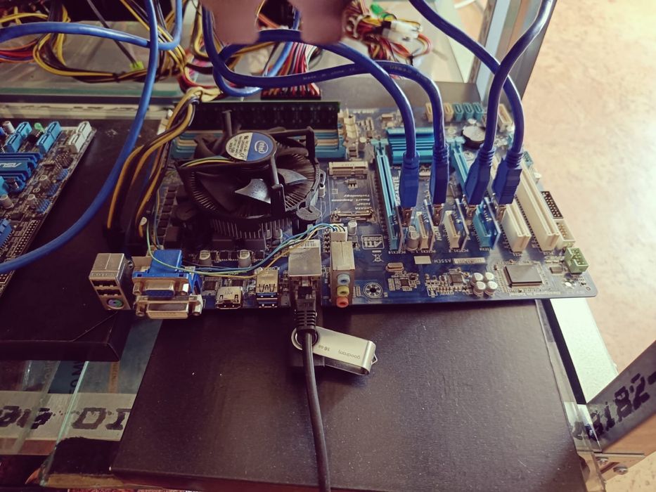 Mining rig / Майнинг риг 20 х GeForce GTX G1 1070 8GB