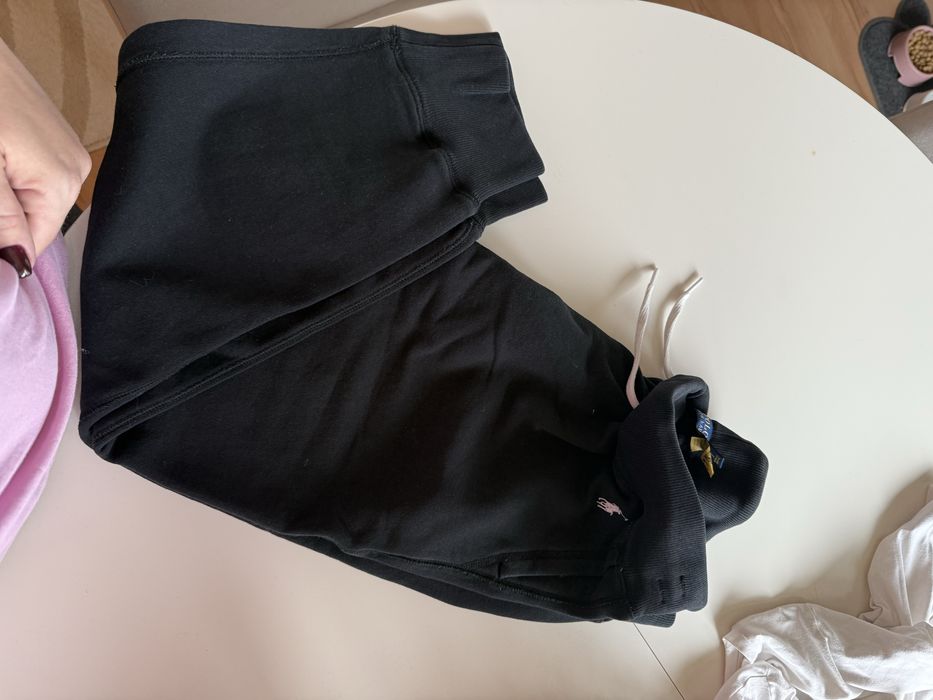 Спортни екипи 15 евро