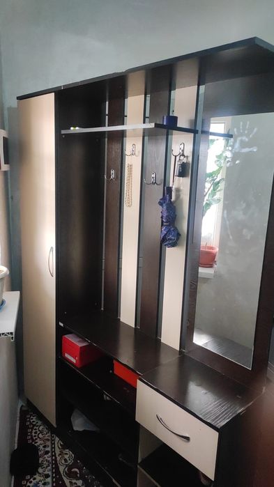 Прихошка гарнитур