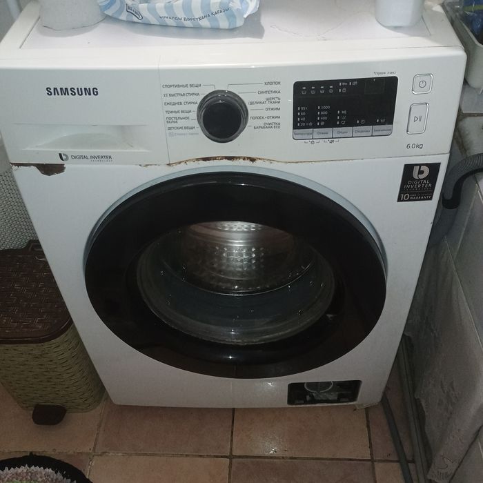 Продам стиральную машинку.