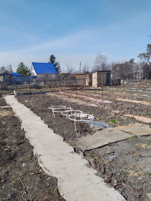 Продам дачу в обществе "Локомотив"