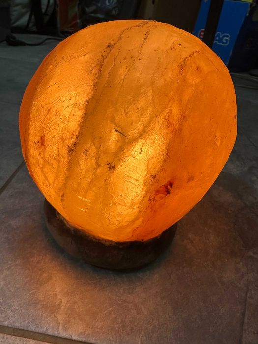 Солна лампа крушка за декорация, осветление, лечение със соли