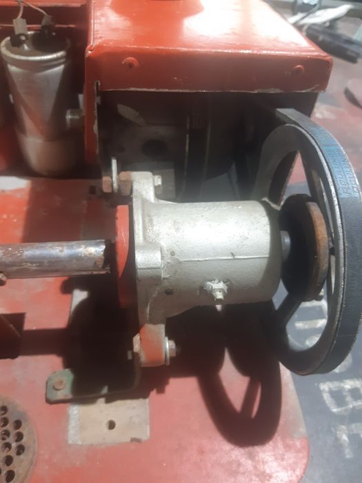 Самоделна месомелачка