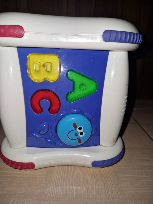 Jucării interactive