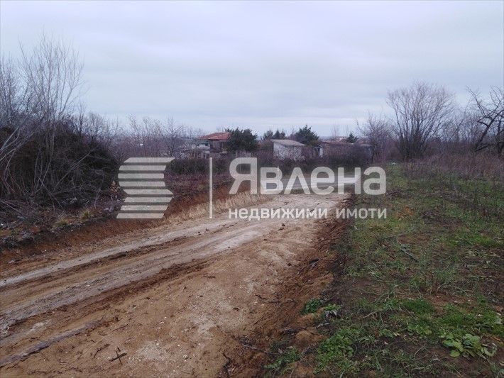 Продава се Парцел в Царево - 971 кв.м за 39 €/кв.м - Снимка #3