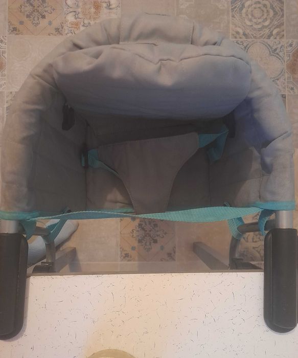 Scaun masa bebe portabil