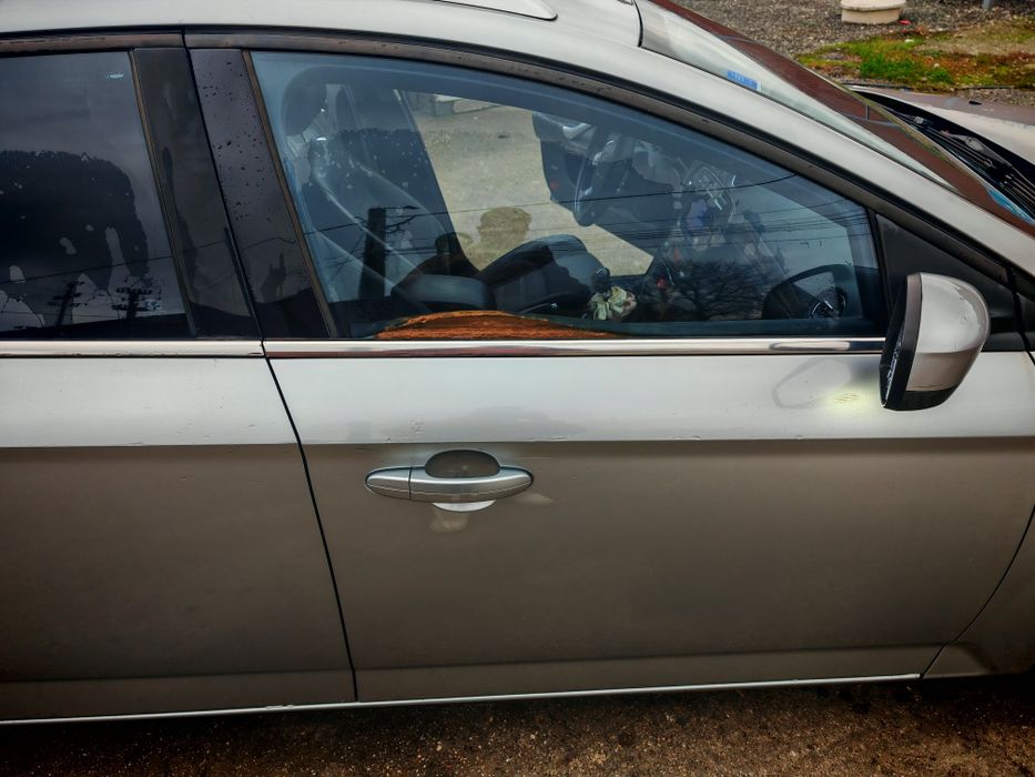 Vând Ford Mondeo 2007 Motor 2.0 143cp