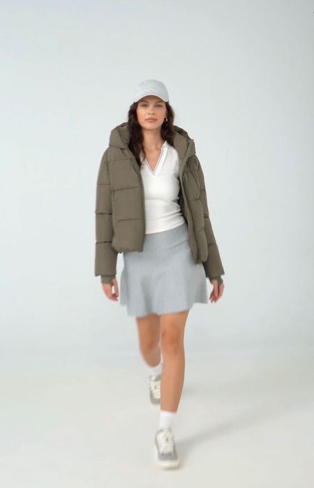 Дамско яке с качулка