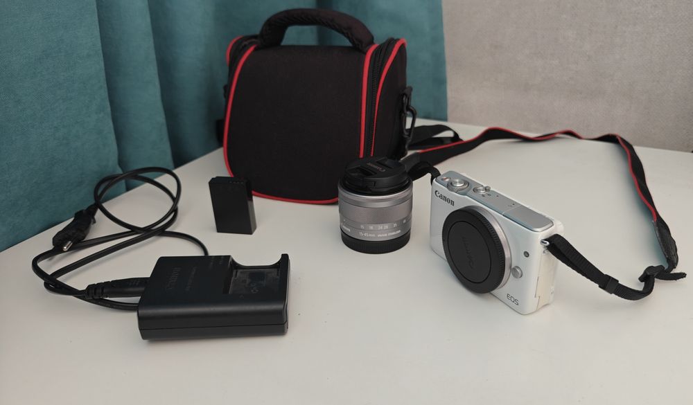 фотоаппарат canon m10 kit