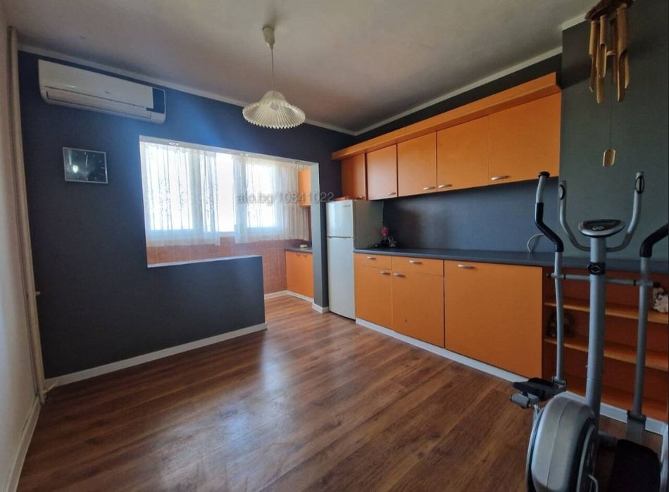 Обзаведен 2 ст.  апартамент в Обеля 2