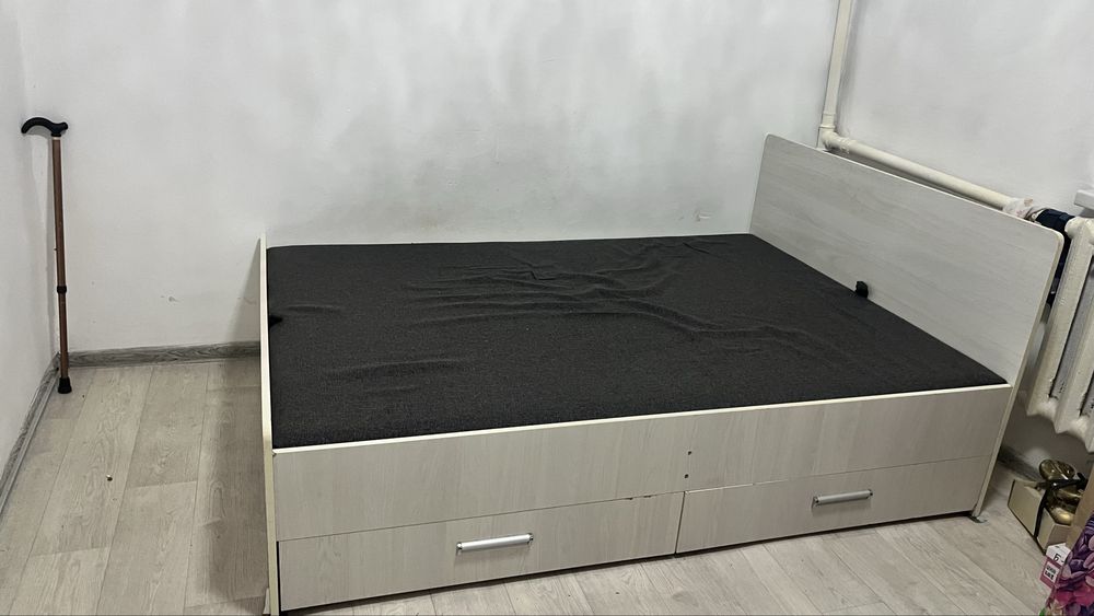 Продам кровать двух с