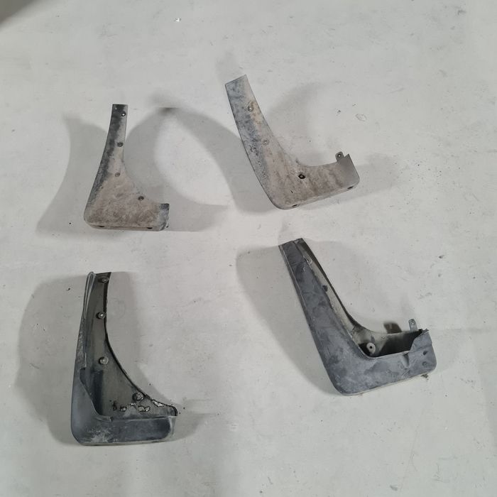 Bmw F15. Продам брызговики.Оригинал