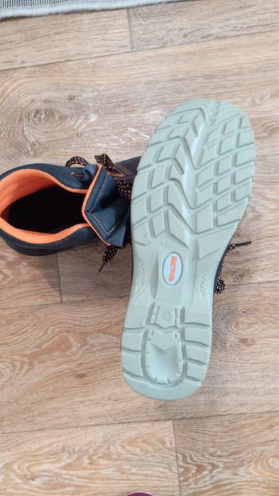 Спецобувь . Ботинки