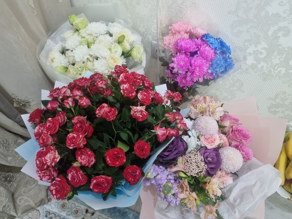 Цветы разные по 8000 тн