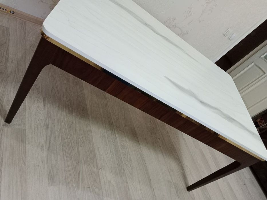 Стол 120×80, столешница из искусственного камня