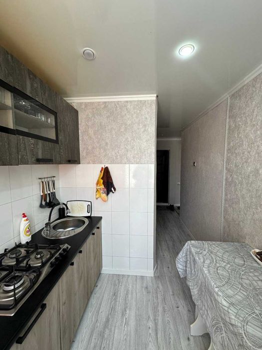 Продам 4х ком квартиру на КСК .СРОЧНО!