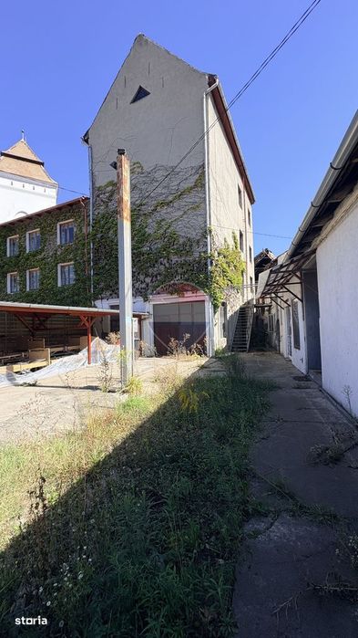 Cladire in zona centrală Mediaș - 363 mp construiți , curte 325mp