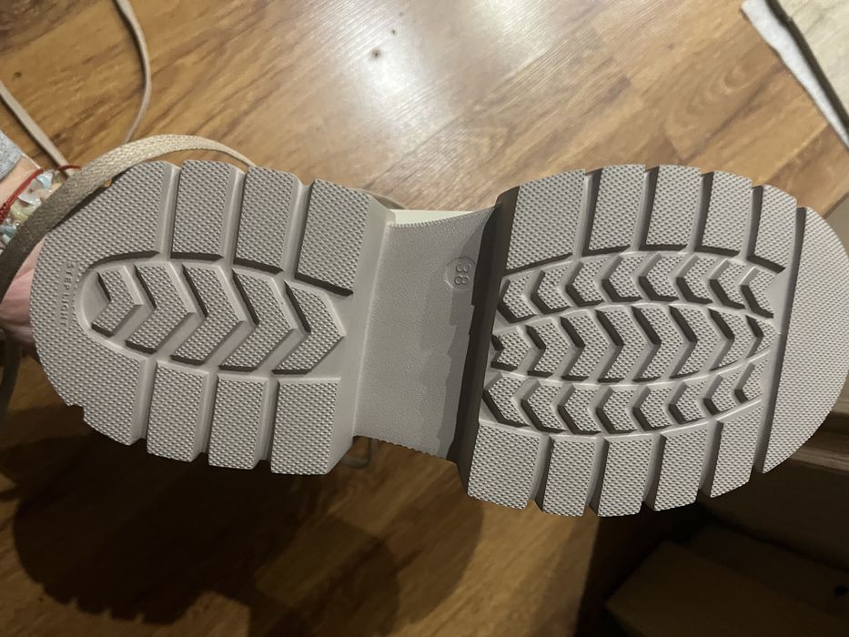 Дизайнерски кубинки