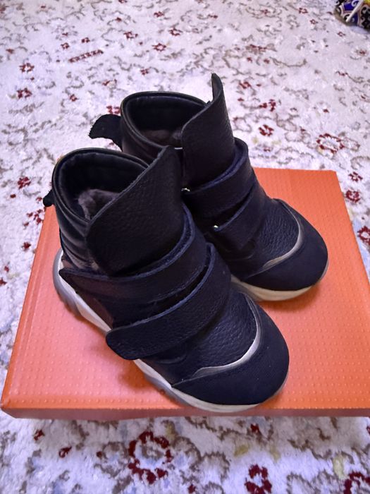 Обувь детский  отличном состояний