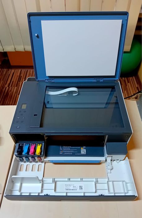 Vând imprimantă HP Smart Tank 585