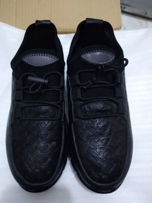 Туфли для мальчика. Натуральные кожаные 35 размер