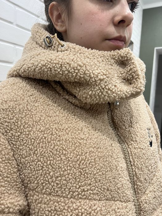 Прадам зимнюю куртку