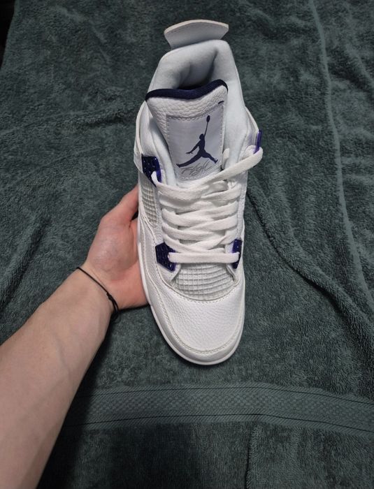 Air Jordan 4 Metallic Purple