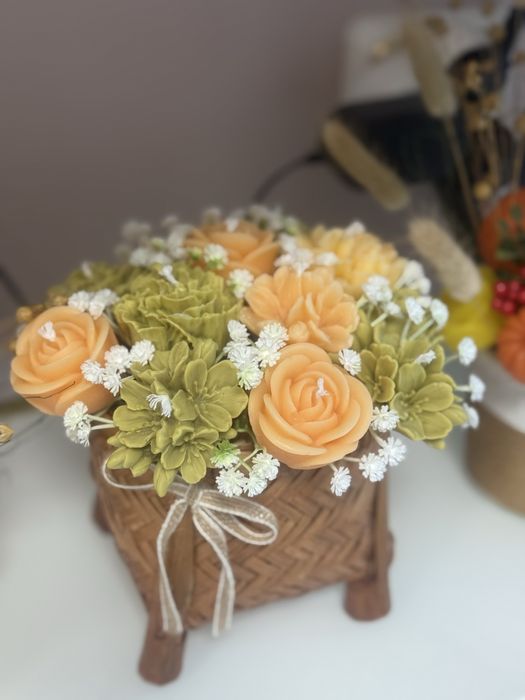 Перфектен подарък за жена букет от свещи изработени ръчно