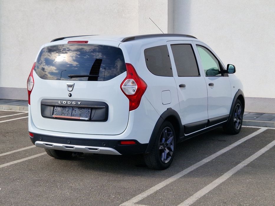 Dacia Lodgy Stepway Facelift 2017 1.5dci 110cp 6vit 7 Locuri navi