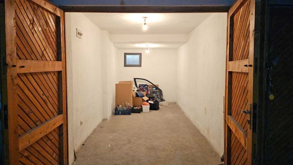 Дава се под наем Гараж / Паркомясто в Пловдив, Кючук Париж - 18 кв.м за 64.77 € - Снимка #2