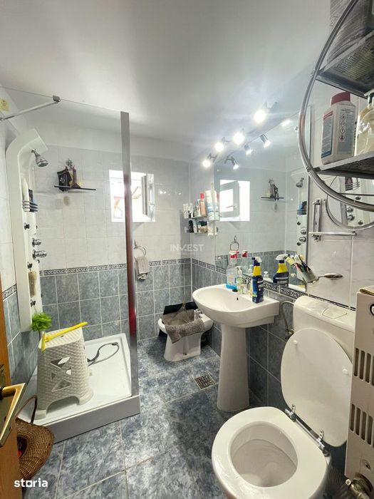 Apartament 3 camere decomandat-Tomesti-71 mp-bloc reabilitat