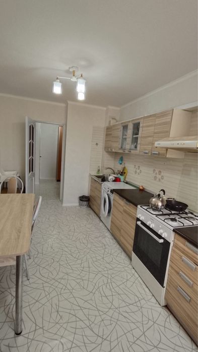 Продам 2 к квартиру в 12 мкр