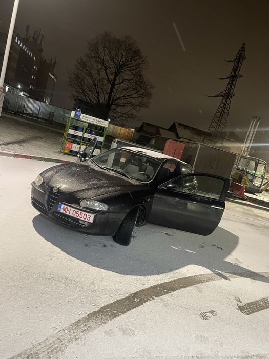 Vand schimb alfa romeo 147. 1.6 benzina 2004