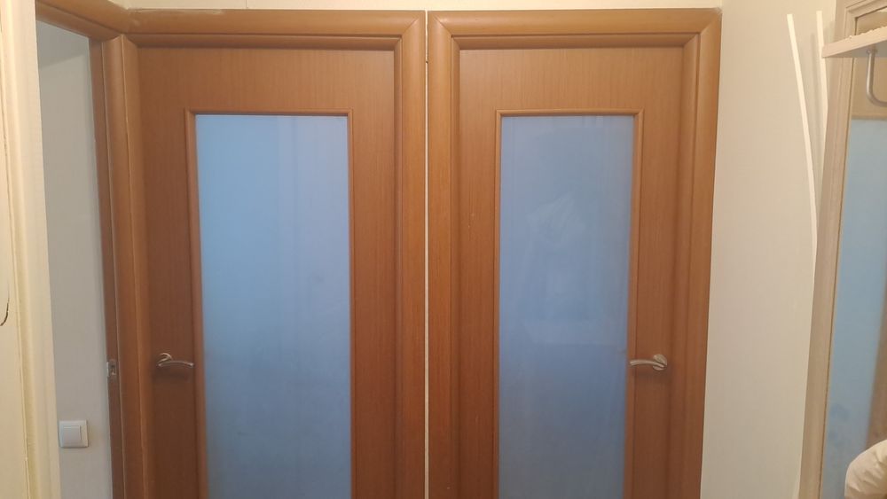 Продам двери б/у