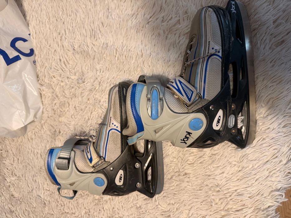 Кънки за лед (размер 37–40)