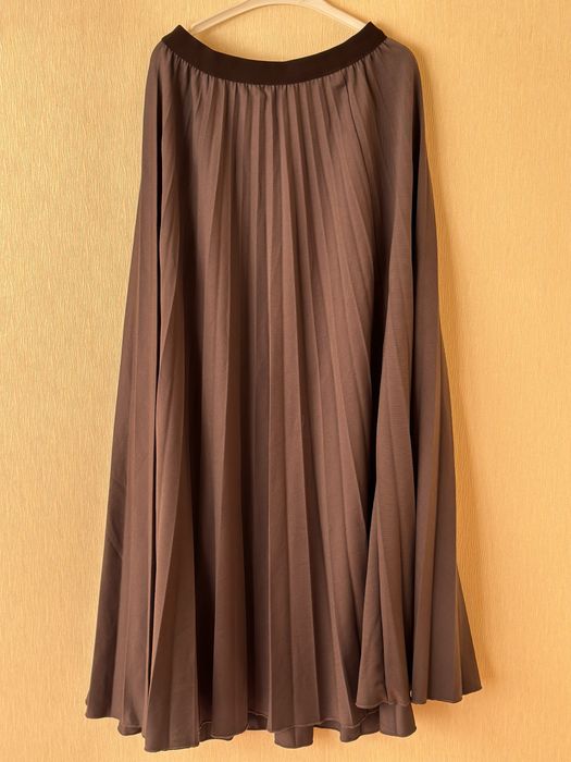 Продам платья и юбку