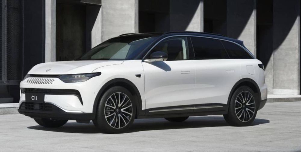 Leap Motor c 16  2 Позиция Qora va Oq 2025