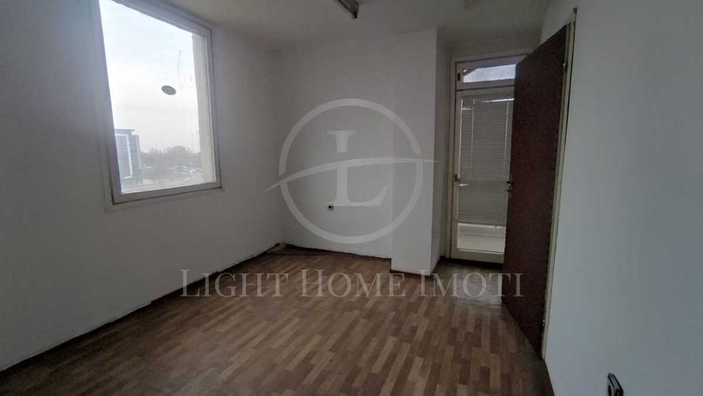 Продава се Тристаен апартамент в Пловдив, Каменица 2 - 90 кв.м за 995 €/кв.м - Снимка #2