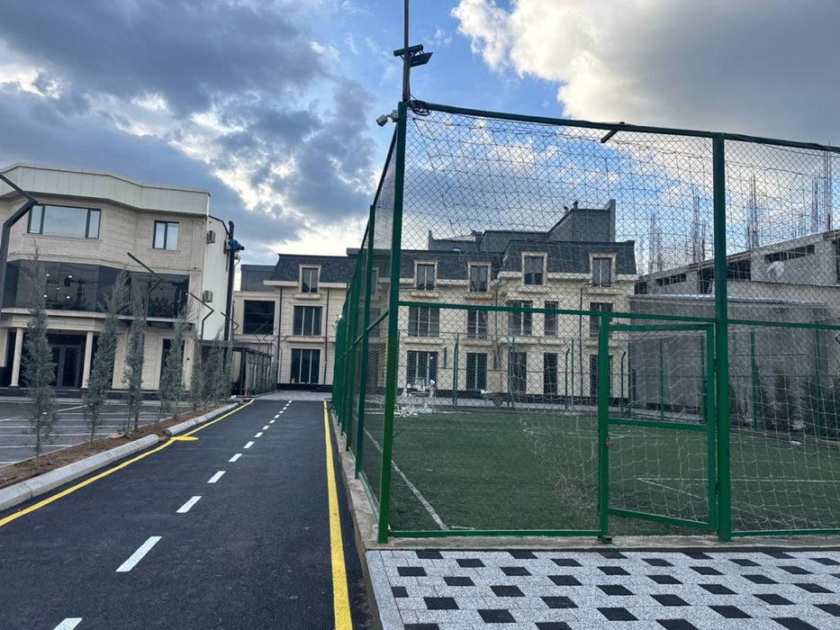 Сдаётся в аренду здание общей площадью 1100 м² (ор. школа Cambridge)