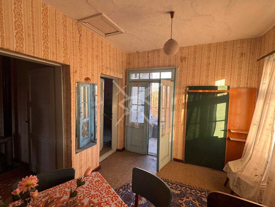 Продава се Къща в с. Бероново, Област Бургас - 250 кв.м за 640 €/кв.м - Снимка #2