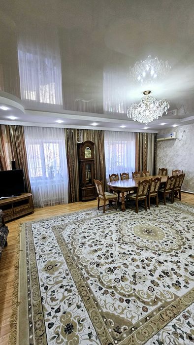 Продам Коттедж в 9 мкр