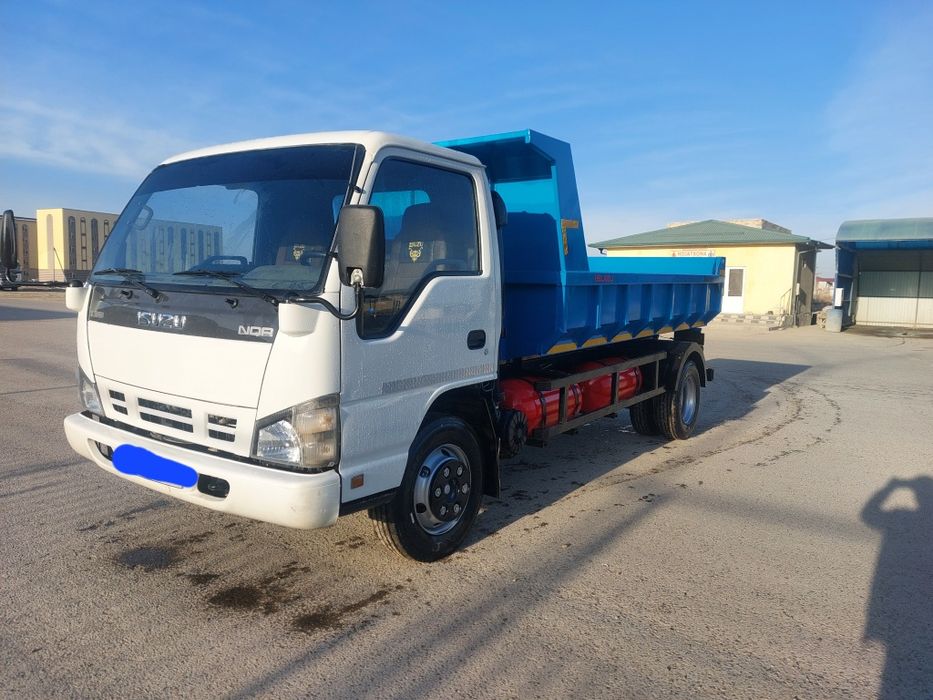 Isuzu samosval sotiladi