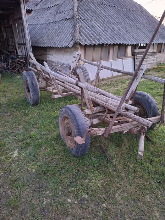 Căruță rustica veche