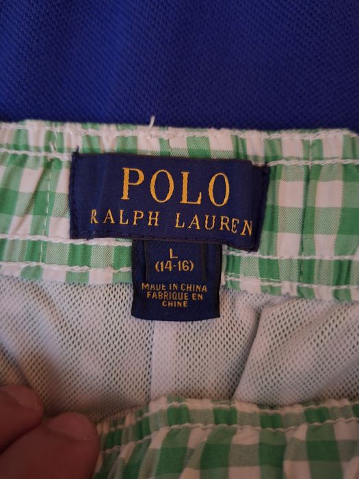 Polo tricouri si pantaloni scurti