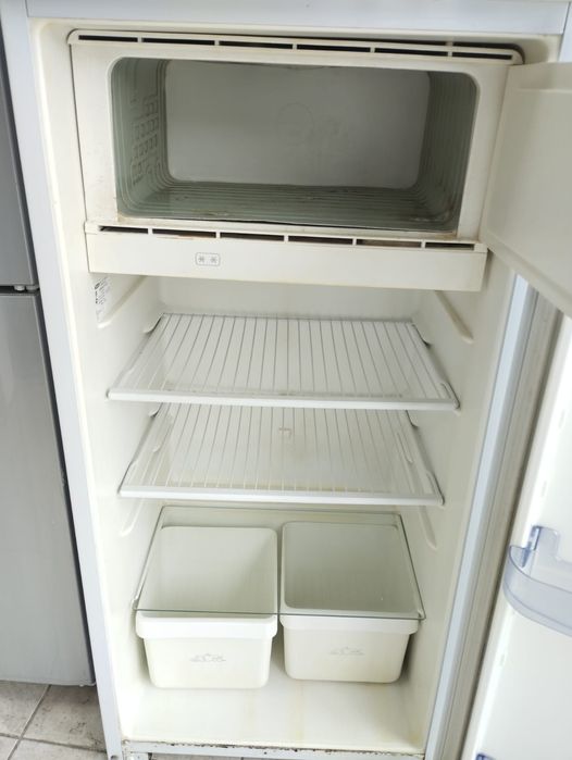 Холодильник Бирюса