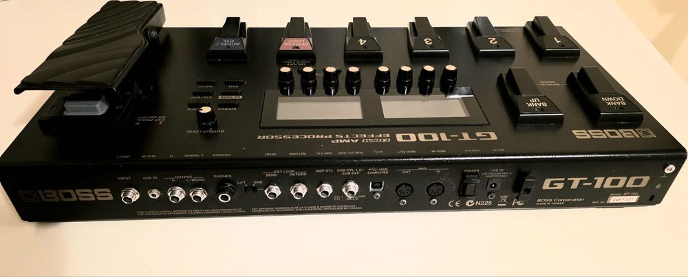 Efect chitara / Procesor BOSS GT 100 v2